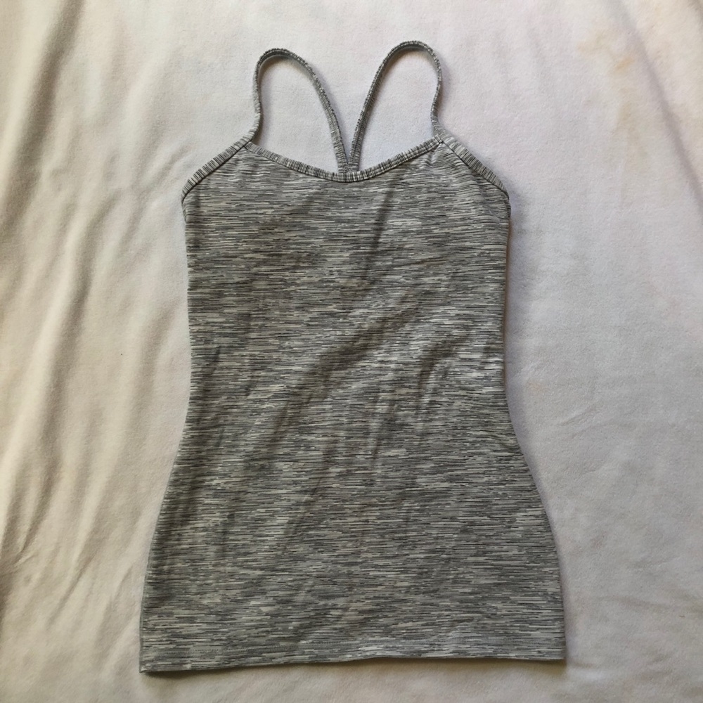 Lululemon racetrack work out tank: v flattering